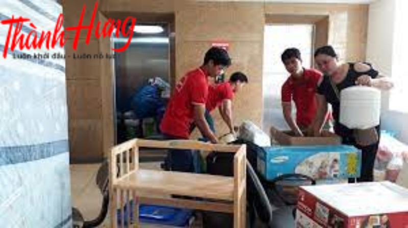 Chuyển nhà cho chị Vân Anh ở Trúc Bạch, Ba Đình