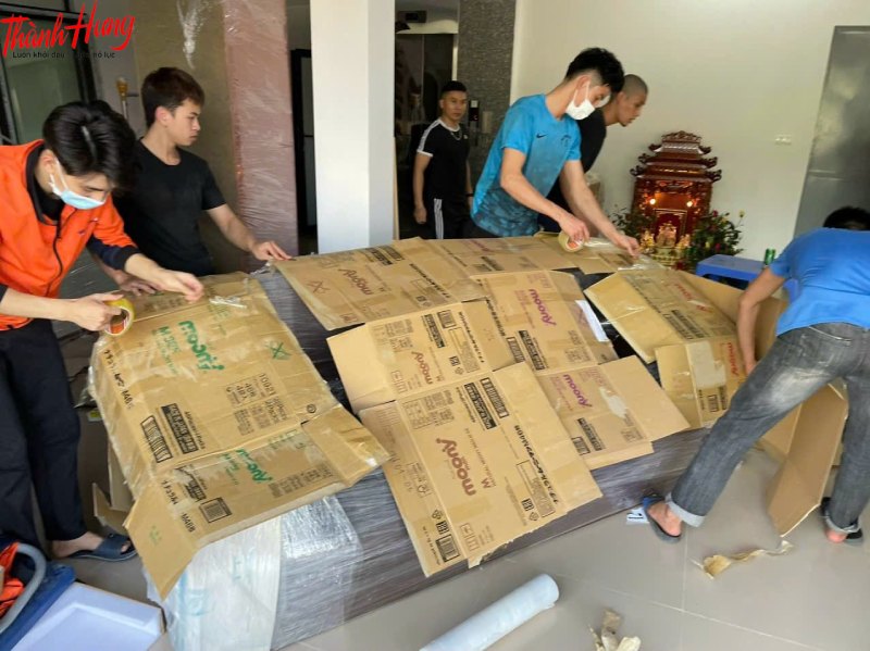 Tận tình trong từng khâu vận chuyển, đóng gói.