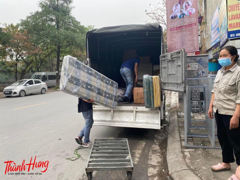 Thành Hưng với hơn 10 năm trong lĩnh vực vạn chuyển nhà ở.