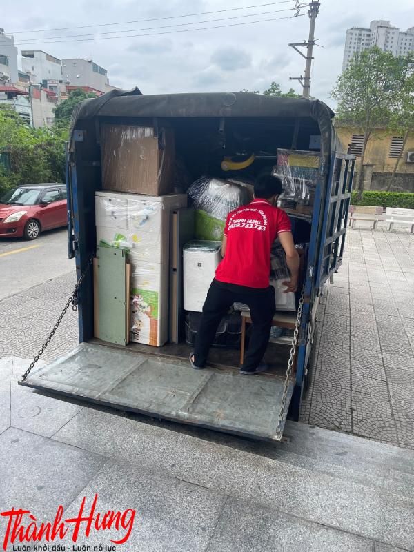 Sử dụng dịch vụ chuyển nhà trọn gói sẽ giúp bạn bảo vệ đồ đạc được an toàn.