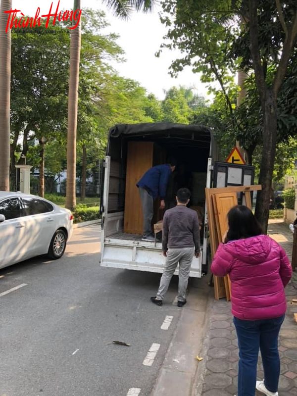 Chuyển nhà cho ông Khả nhà ở Thanh Trì - Hà Nội.