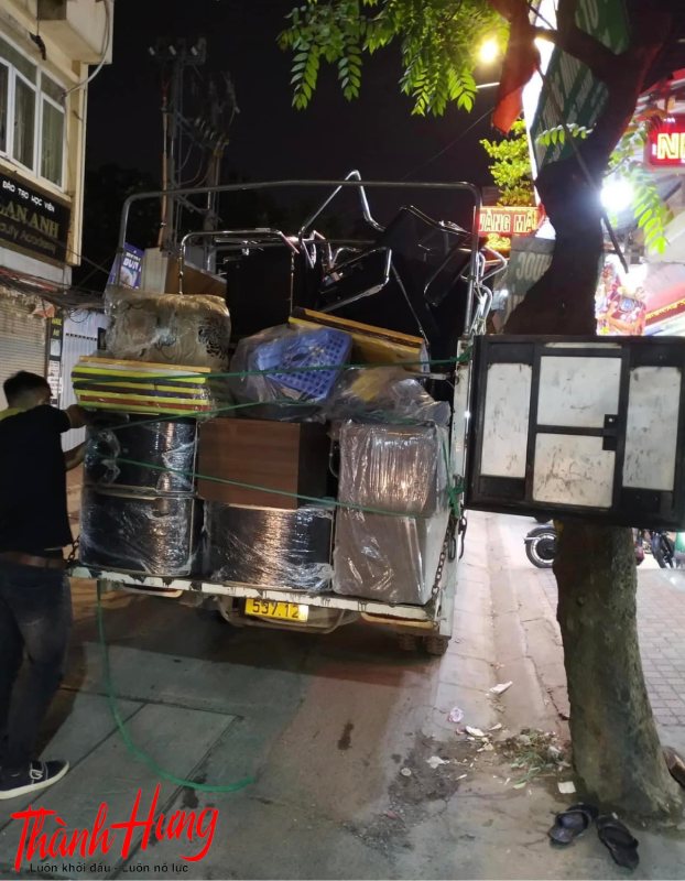 Chuyển nhà cho ông bà Hà Minh ở Quan Hoa.