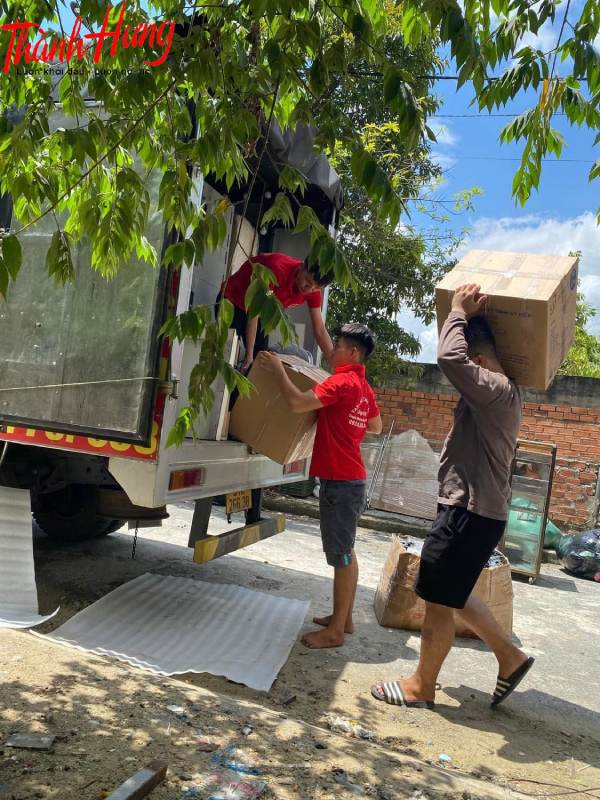 Thành Hưng - Đơn vị vận chuyển chuyên nghiệp.