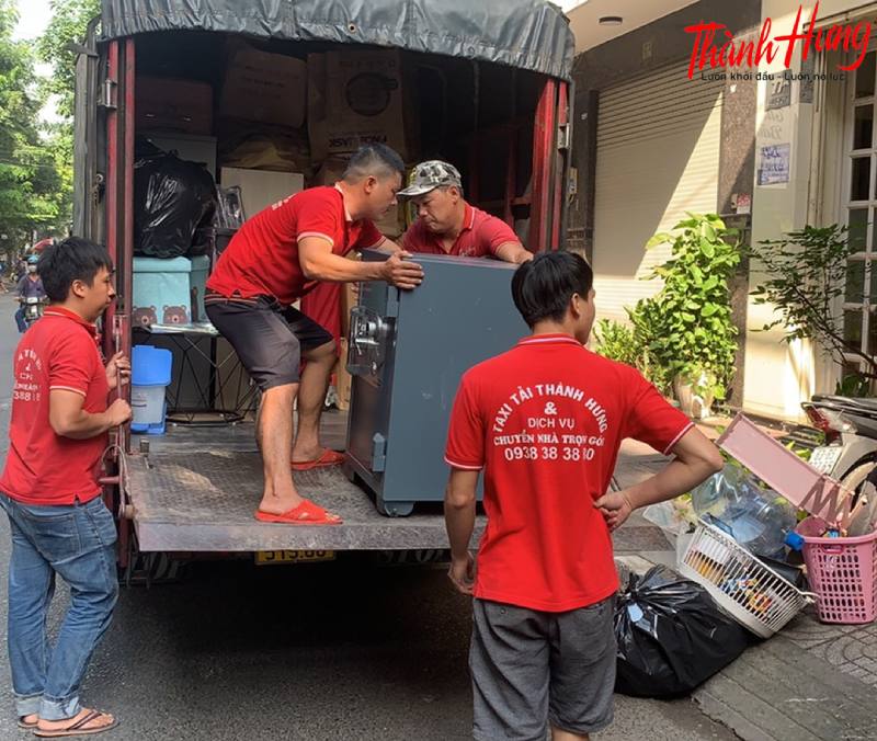 Chuyển nhà cho bà Hà nhà ở Mỹ Đình 2 - Nam Từ Liêm