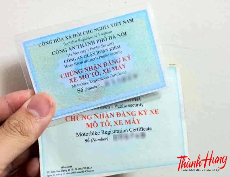 Sau khi hoàn tất thủ tục đăng ký, bạn sẽ biển số xe và giấy tờ liên quan.