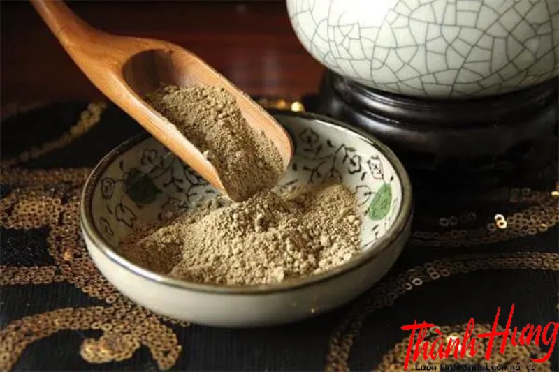 Xông nhà bằng bột tẩy uế là một cách rất hiệu quả để thanh lọc không gian sống, mang lại sự bình an.